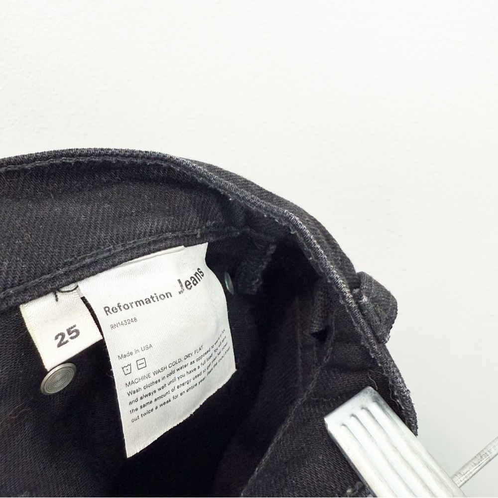 Reformation Natasha High Relaxed Jean Black Size 25 - Picture 7 of 9